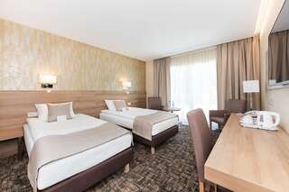 Отель Z-Hotel Отвоцк Двухместный номер «Премиум» с 1 кроватью или 2 отдельными кроватями-3