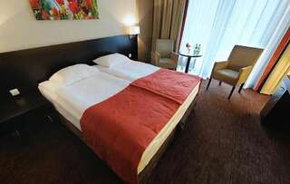 Отель Z-Hotel Отвоцк Стандартный двухместный номер с 1 кроватью или 2 отдельными кроватями-9